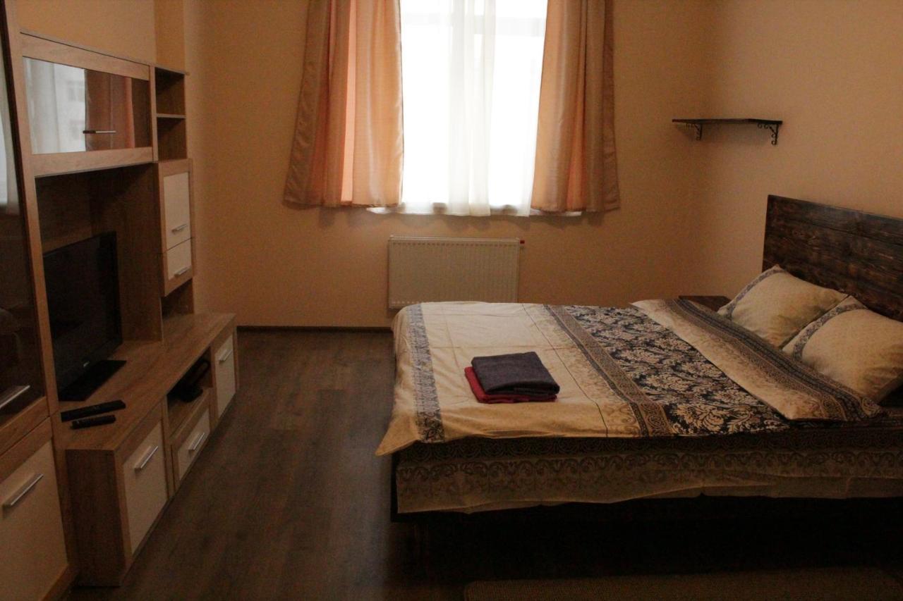 на каблукова Apartment